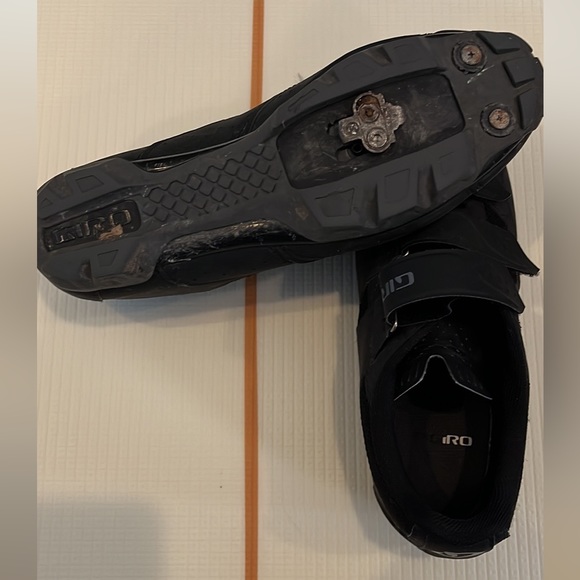 Giro Mens Cycling Shoes Size 13 - Picture 2 of 2